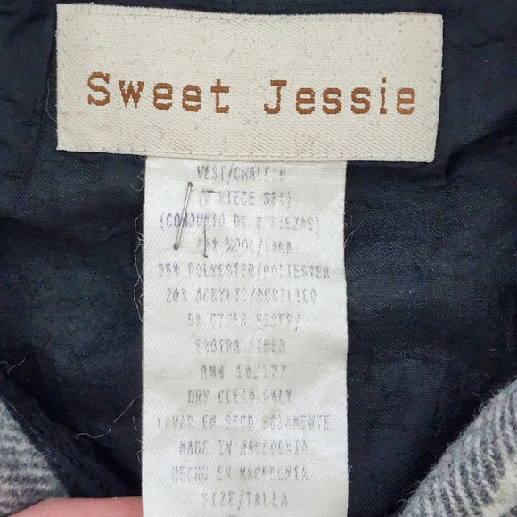 Sweet Jessie Vintage Gray and Ivory Wool Blend Fringe Vest, Size Large - Picture 6 of 8